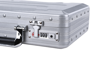 Combination latch detail on the BORY 4050 aluminum document case