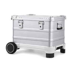 565030 Silver aluminum rolling equipment case showing the larger box footprint