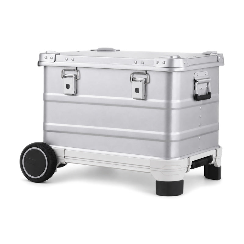 565030 Silver aluminum rolling equipment case showing the larger box footprint